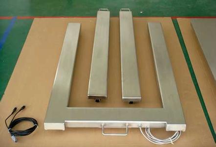 SCS-P711-SS���P�U�͵ذ�